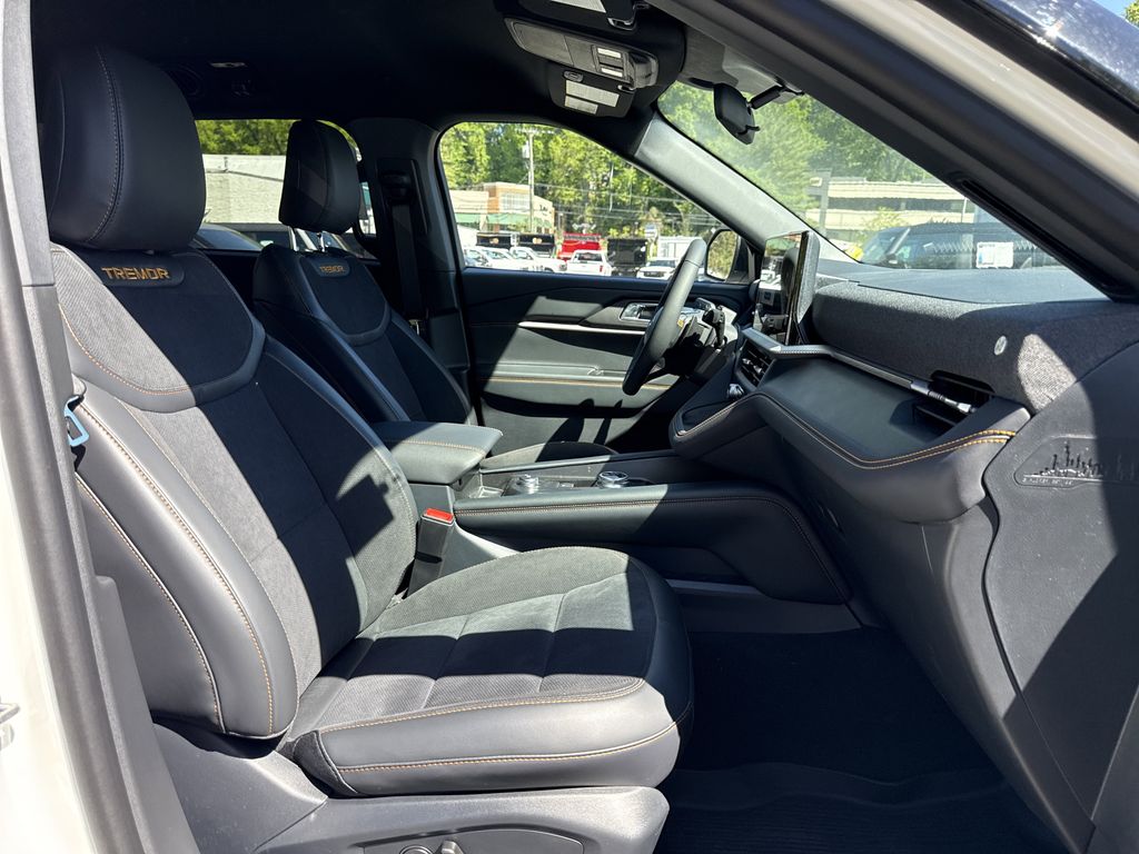New 2026 Ford Explorer - photo 30