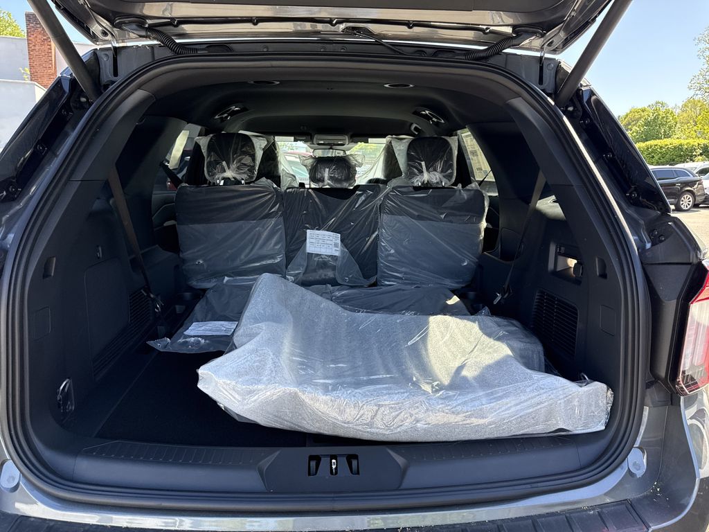 New 2026 Ford Explorer - photo 33
