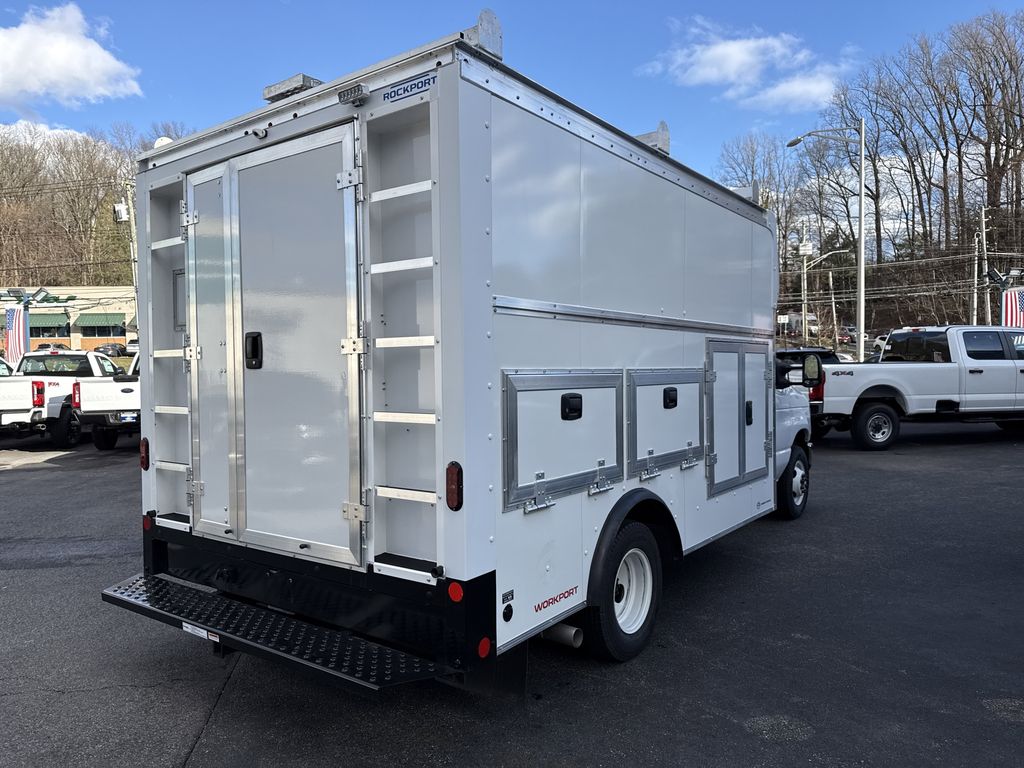 New 2026 Ford E-350 - photo 2