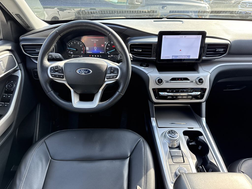 Used 2023 Ford Explorer - photo 10