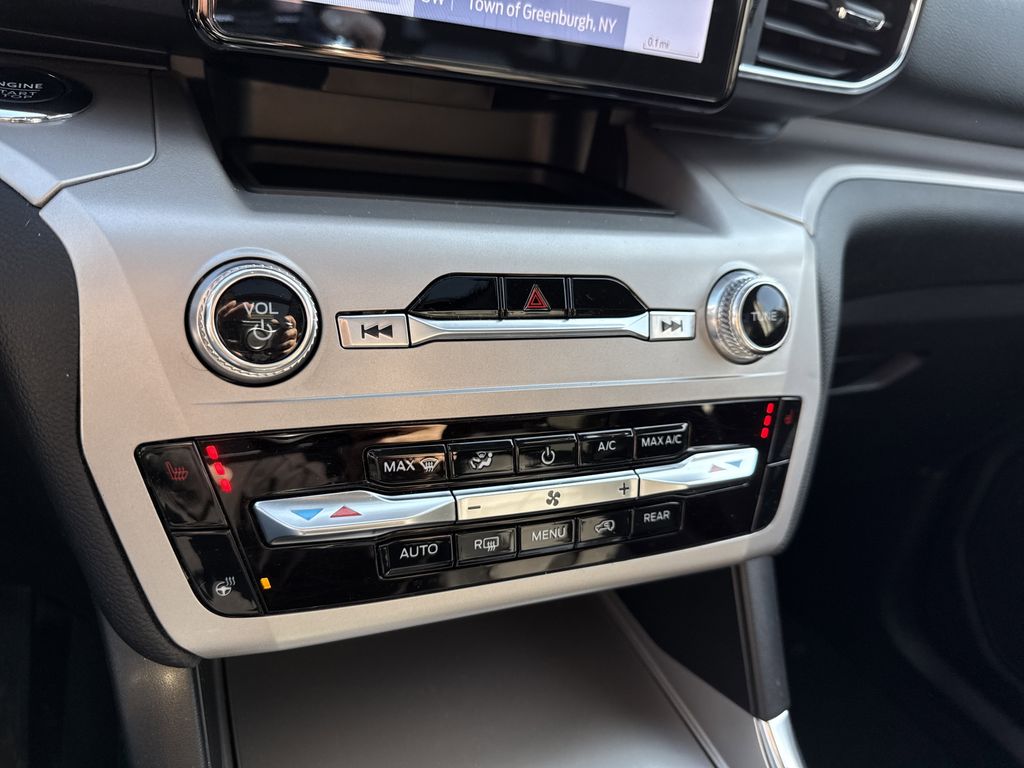 Used 2023 Ford Explorer - photo 20