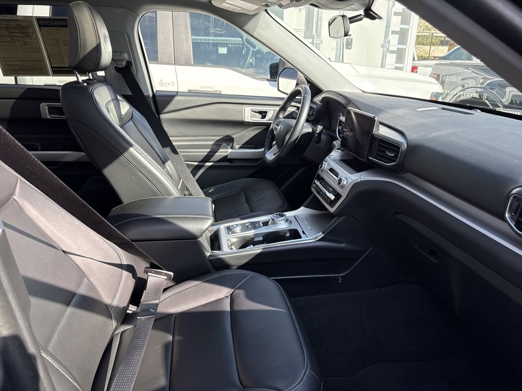 Used 2023 Ford Explorer - photo 27