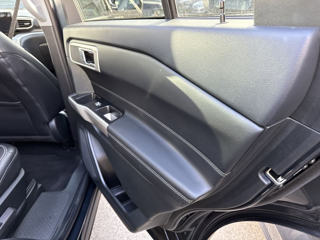 Used 2023 Ford Explorer - photo 31