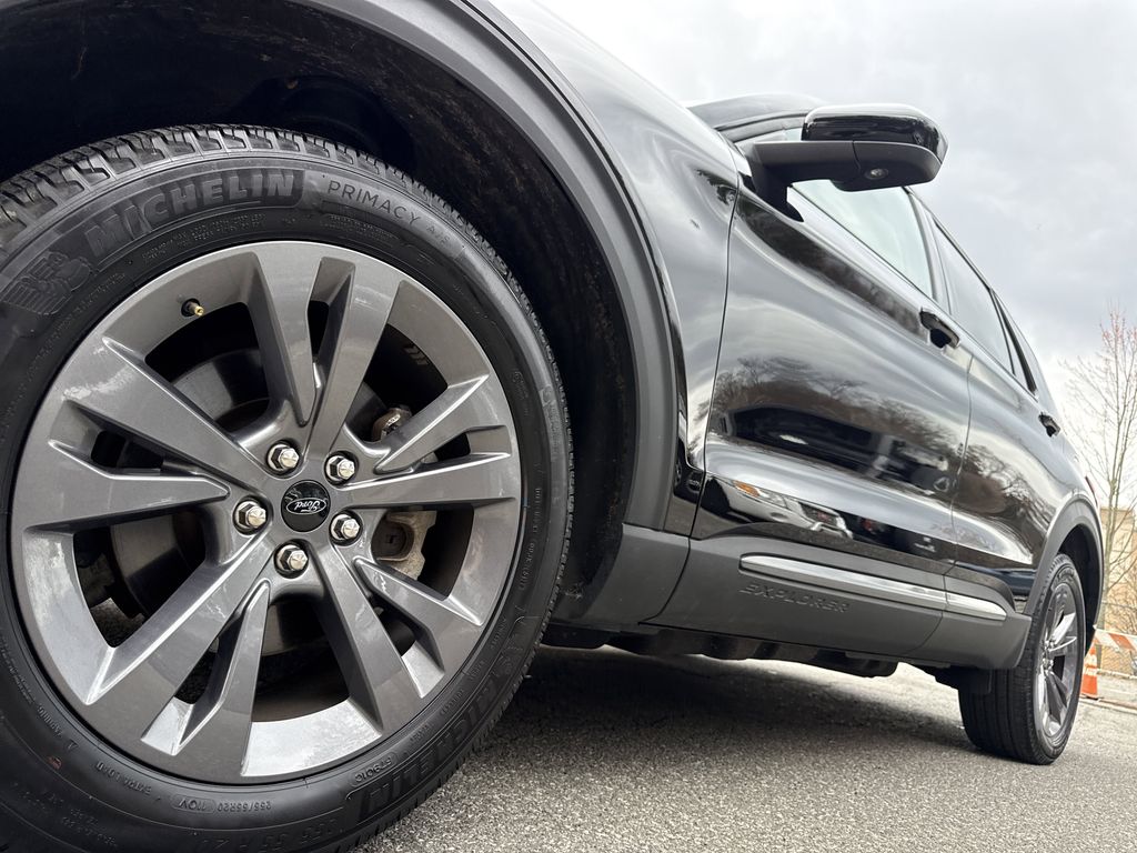 Used 2023 Ford Explorer - photo 38