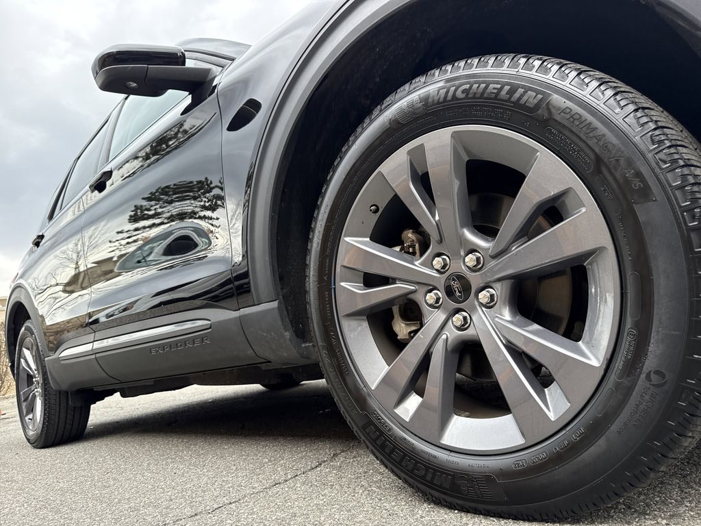 Used 2023 Ford Explorer - photo 37