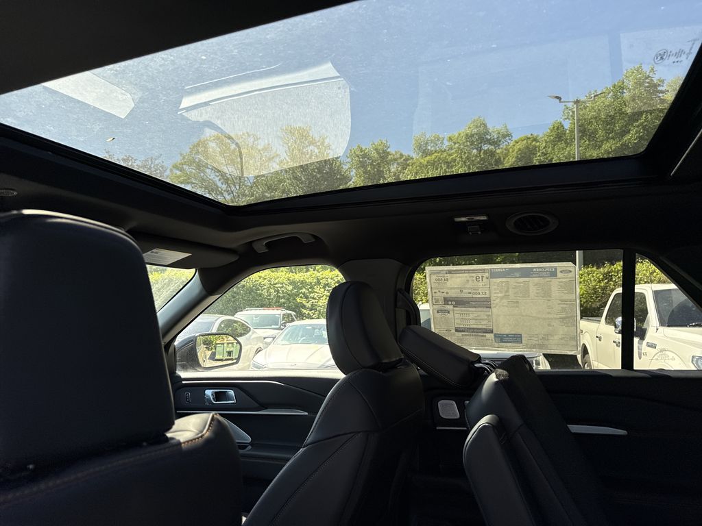 New 2026 Ford Explorer - photo 19