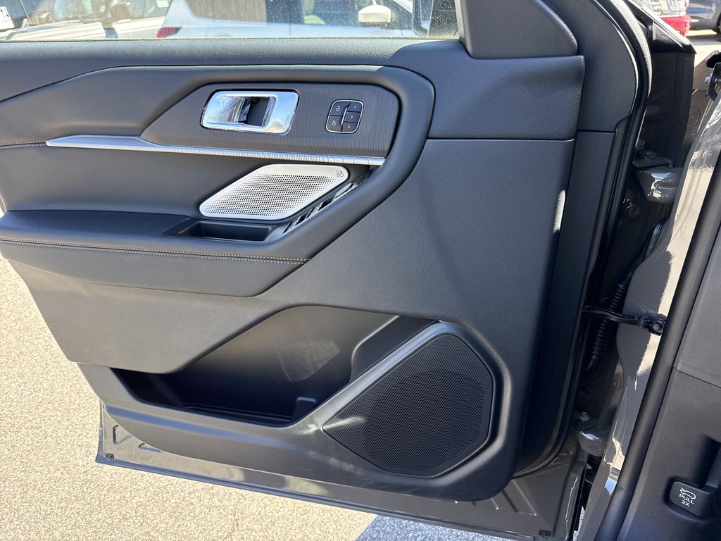 New 2026 Ford Explorer - photo 27
