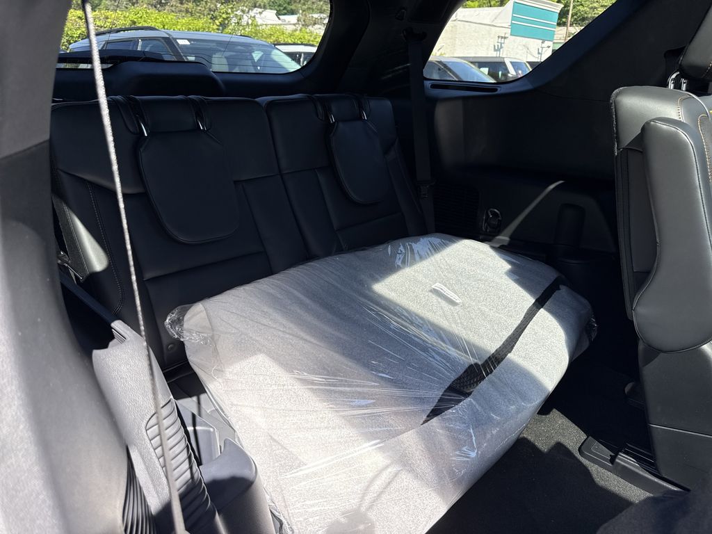 New 2026 Ford Explorer - photo 33