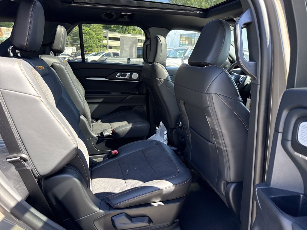 New 2026 Ford Explorer - photo 34