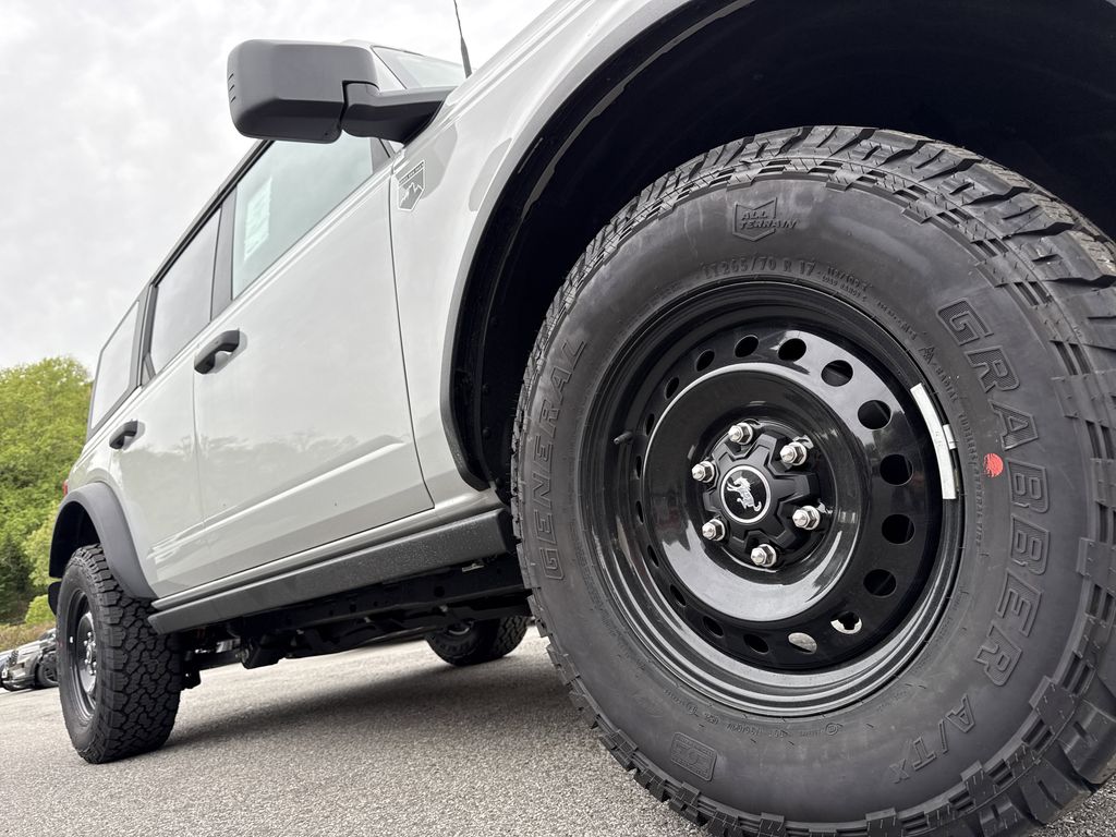 New 2026 Ford Bronco - photo 11