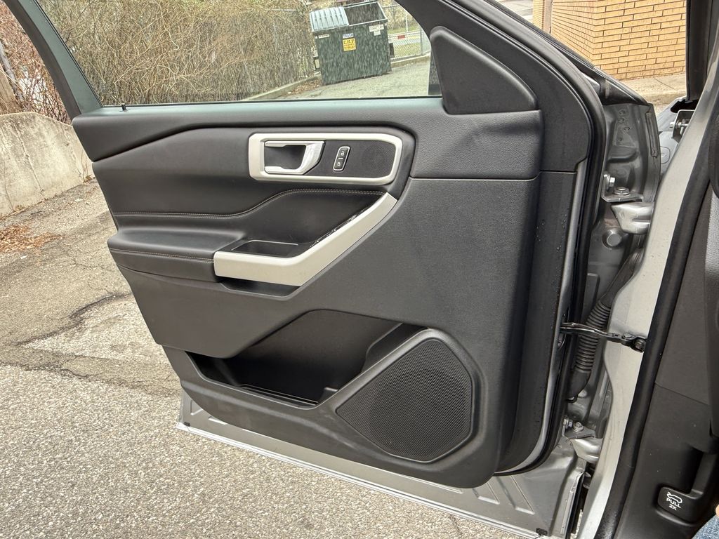 Used 2022 Ford Explorer - photo 26