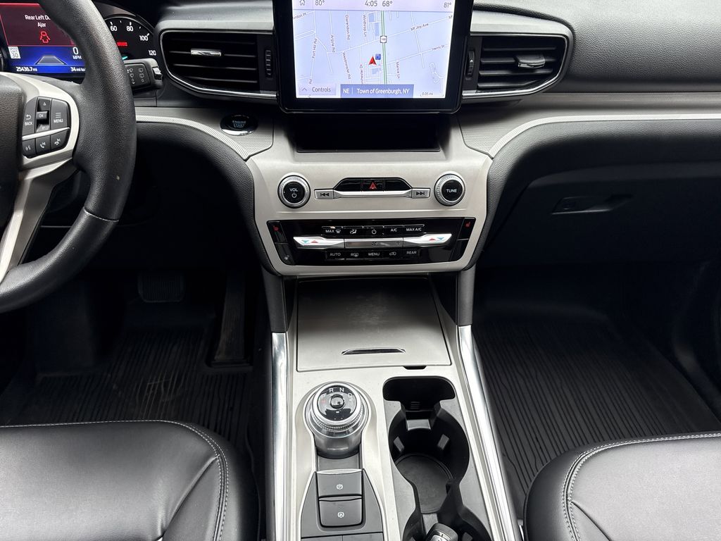 Used 2023 Ford Explorer - photo 5