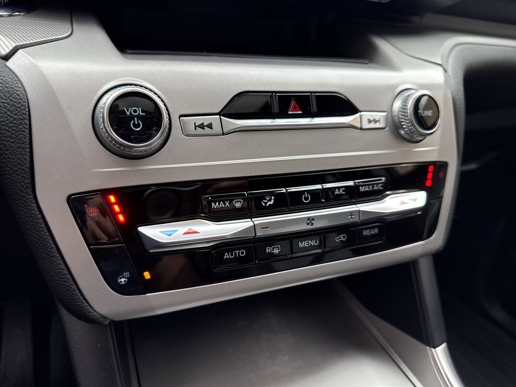Used 2023 Ford Explorer - photo 13