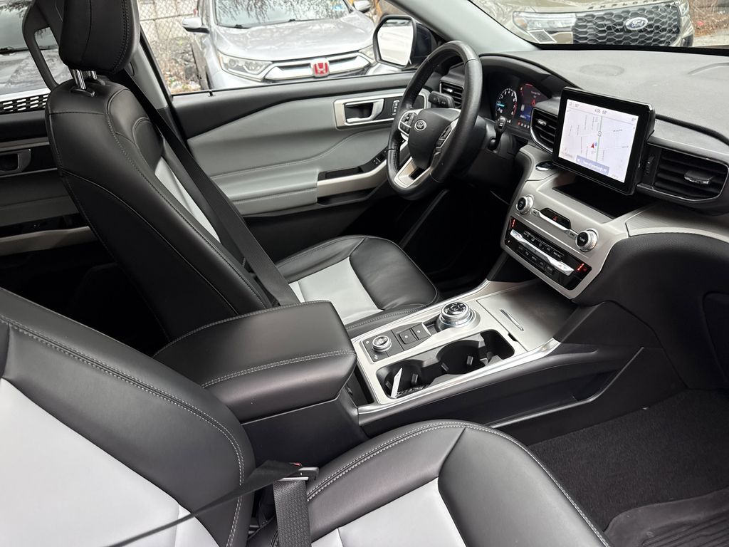 Used 2023 Ford Explorer - photo 19