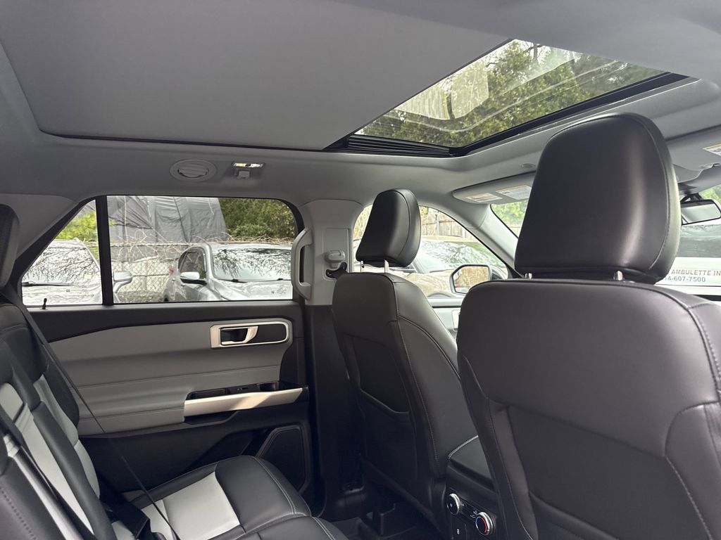 Used 2023 Ford Explorer - photo 23
