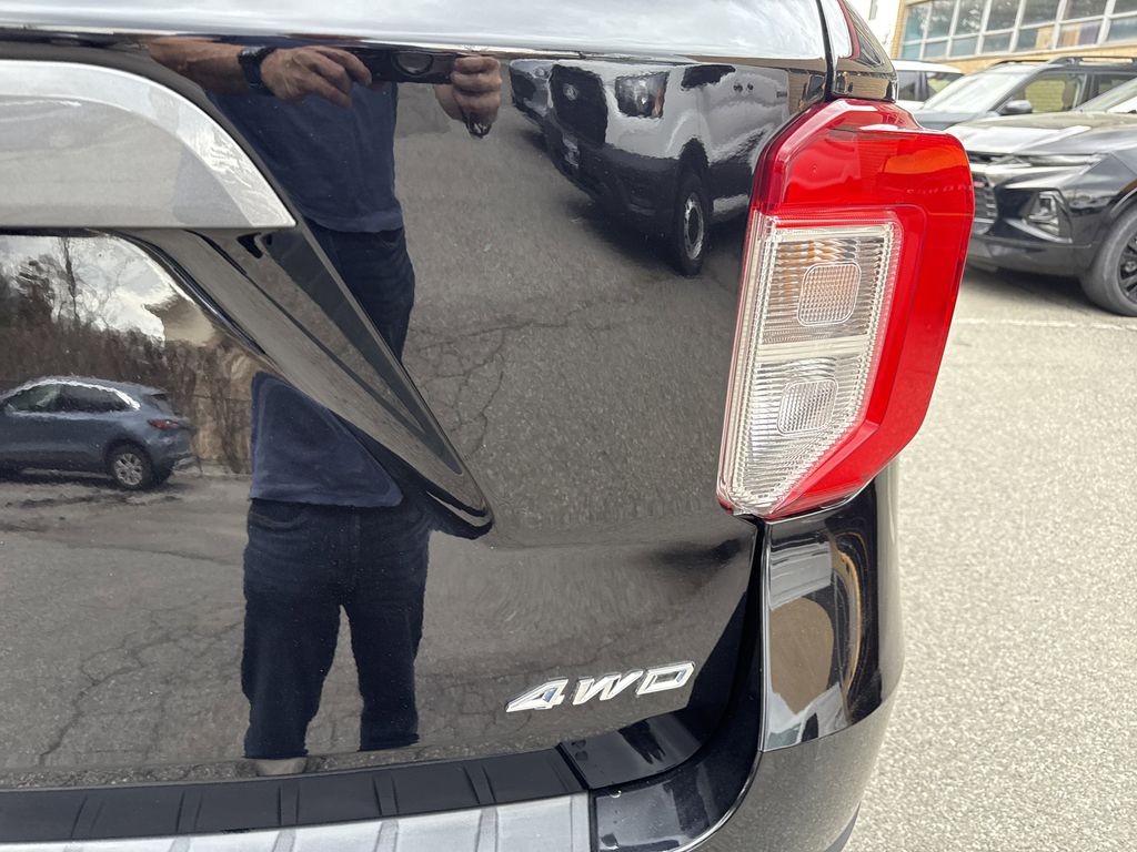 Used 2023 Ford Explorer - photo 29