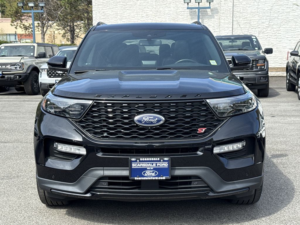 Used 2023 Ford Explorer - photo 2