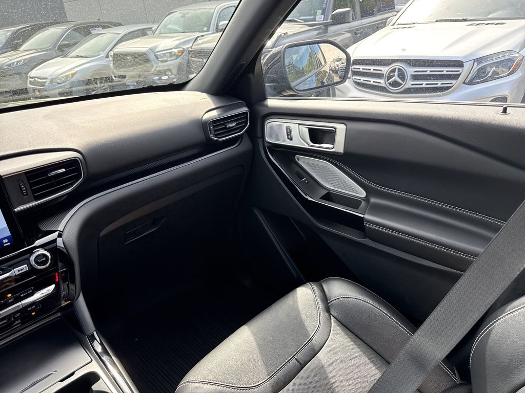 Used 2023 Ford Explorer - photo 18