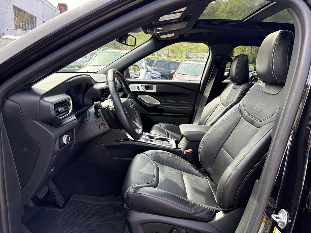 Used 2023 Ford Explorer - photo 20
