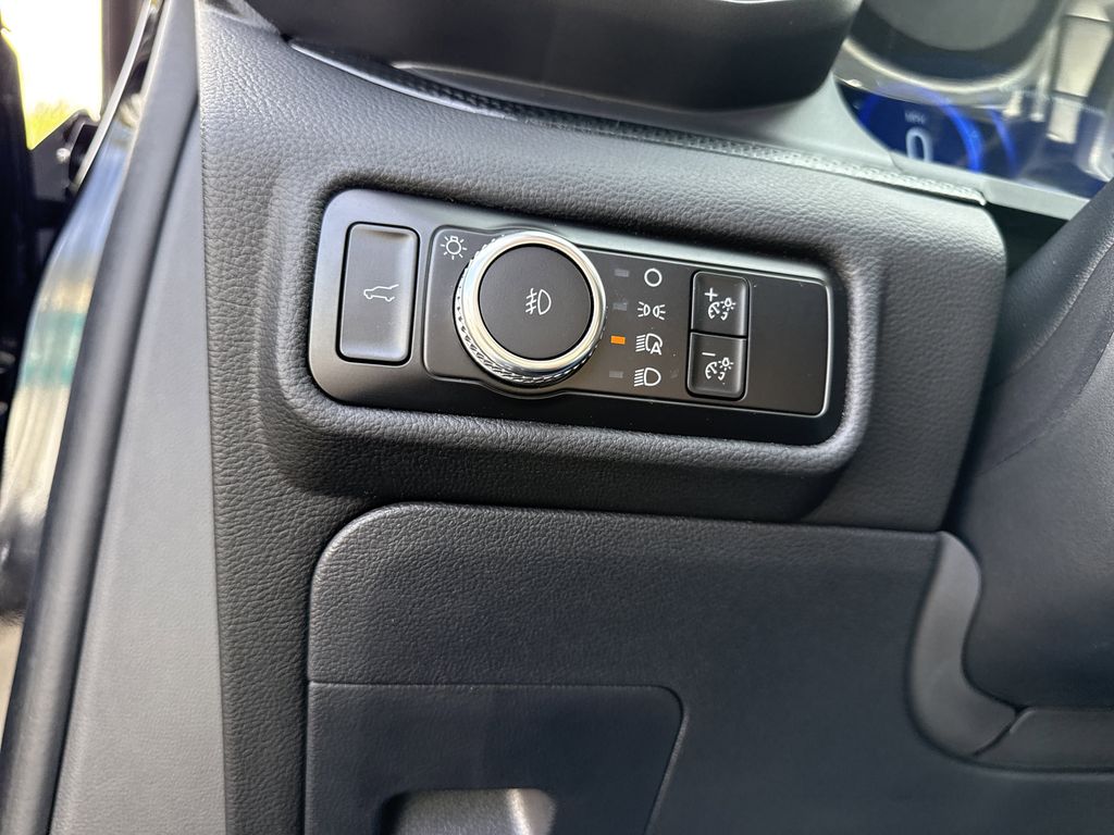 Used 2023 Ford Explorer - photo 28
