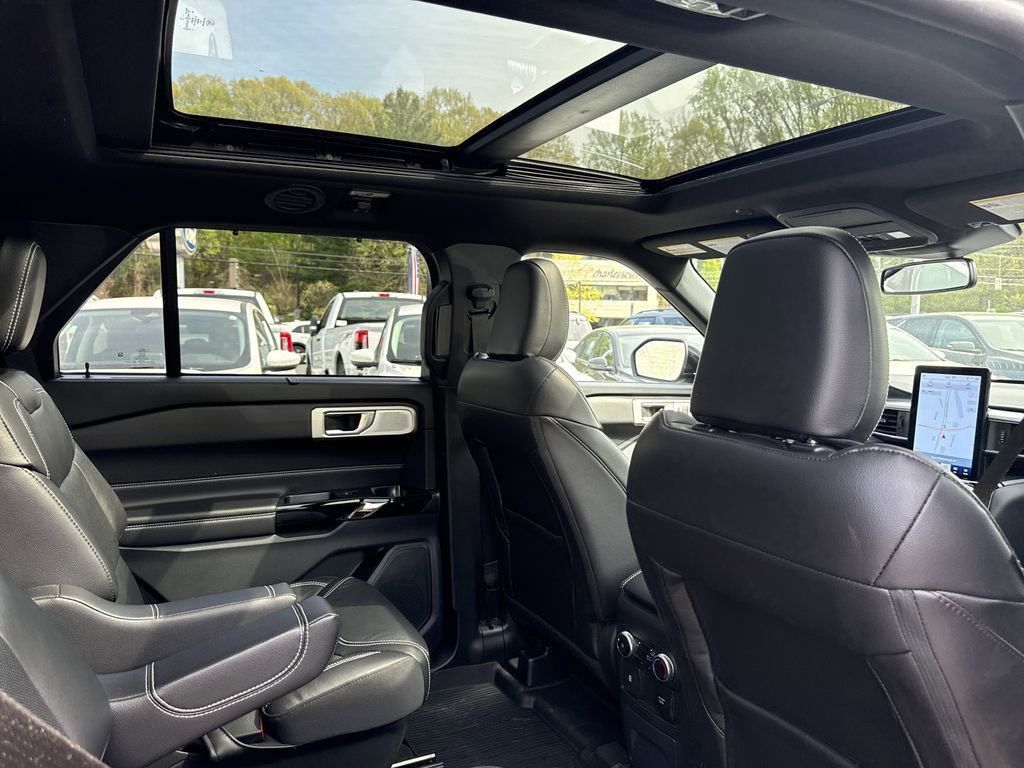 Used 2023 Ford Explorer - photo 36