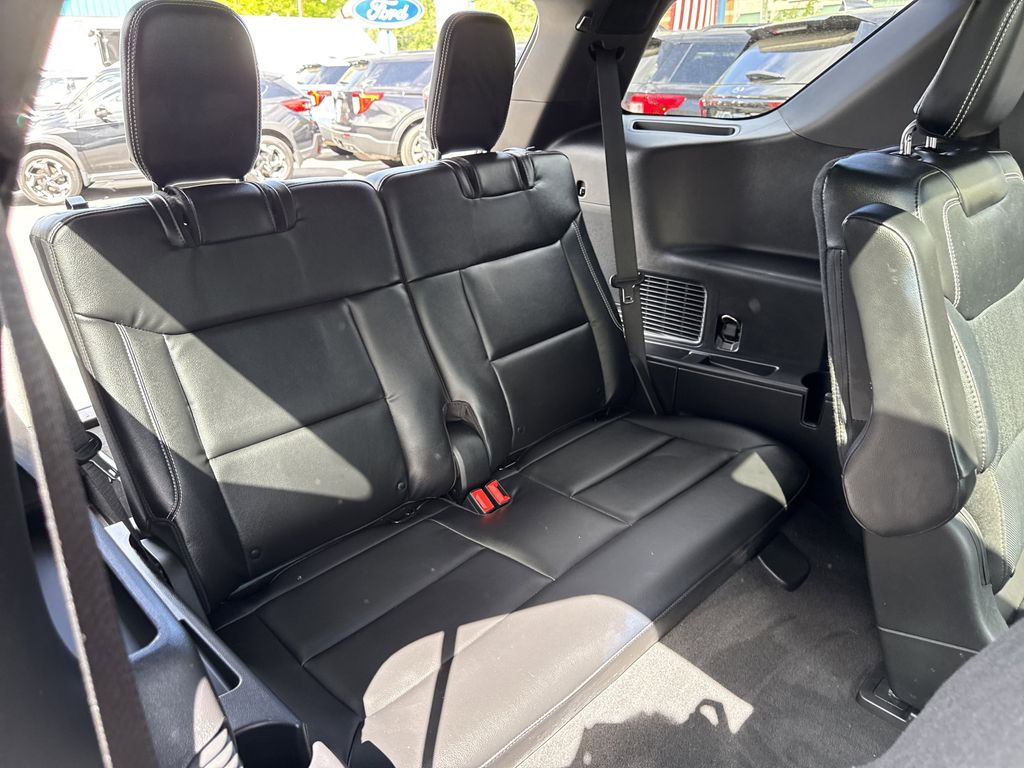 Used 2023 Ford Explorer - photo 38