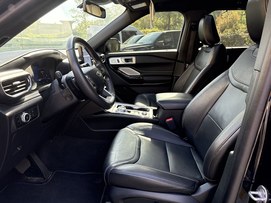 Used 2023 Ford Explorer - photo 7