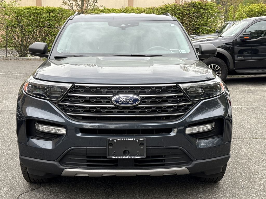 Used 2022 Ford Explorer - photo 2