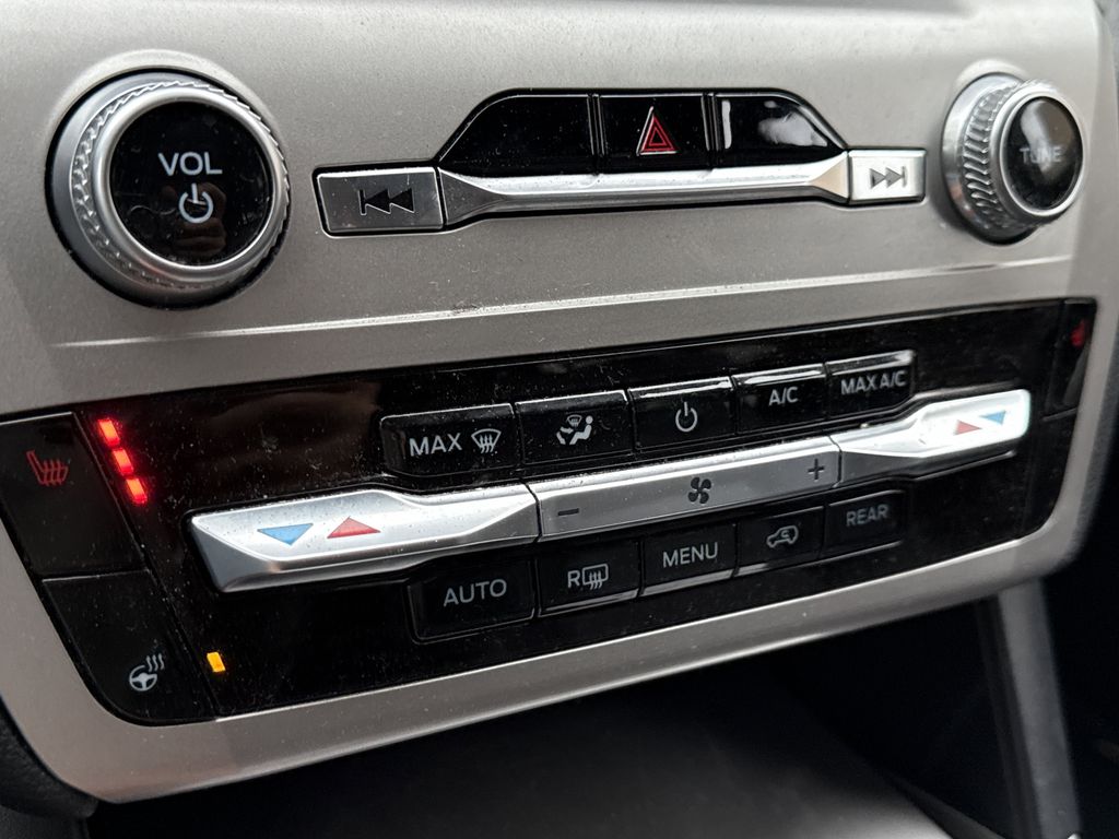 Used 2022 Ford Explorer - photo 10