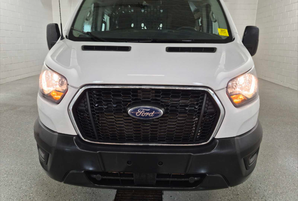 Used 2025 Ford Transit 250 - photo 2