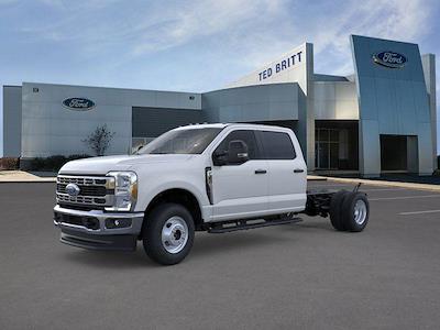 New 2025 Ford F-350 Crew Cab 4x4 9' 5" Knapheide Stake Bed for sale #C51134 - photo 2