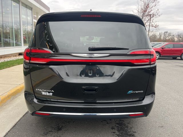 Used 2023 Chrysler Pacifica - photo 9