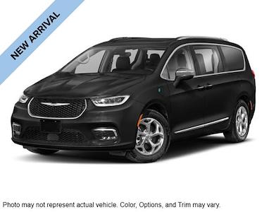 Used 2023 Chrysler Pacifica - photo 1