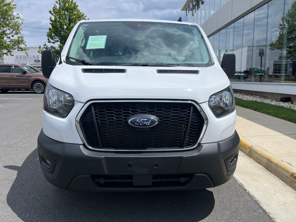 Used 2024 Ford Transit 250 - photo 2