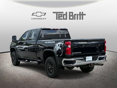 2024 Chevrolet Silverado 2500 Crew Cab 4WD Pickup for sale #P63626 - photo 2