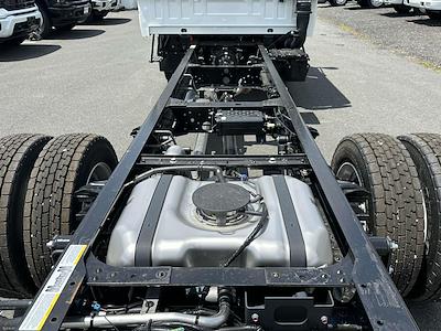 New 2025 Chevrolet LCF 5500XG - photo 1