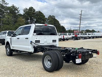 2026 Ford F-350 Crew Cab DRW 4WD Cab Chassis for sale #TEC61946 - photo 2