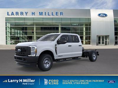 New 2025 Ford F-350 XL Crew Cab 4WD Cab Chassis for sale #SFLF251672 - photo 1