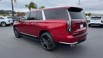 Used 2022 Cadillac Escalade ESV - photo 1