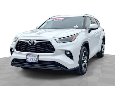 2023 Toyota Highlander FWD SUV for sale #P16104 - photo 1