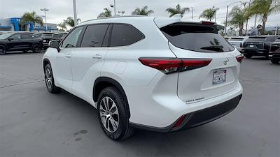2023 Toyota Highlander FWD SUV for sale #P16104 - photo 2