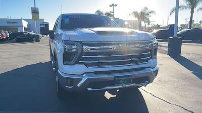Used 2024 Chevrolet Silverado 2500 - photo 1