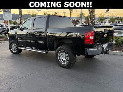 2013 Chevrolet Silverado 1500 Crew Cab 4WD Pickup for sale #T251019A - photo 2