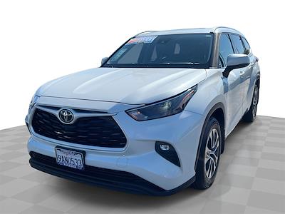 2022 Toyota Highlander FWD SUV for sale #T251154B - photo 1