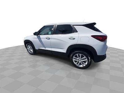2023 Chevrolet Trailblazer FWD SUV for sale #T25878A - photo 2
