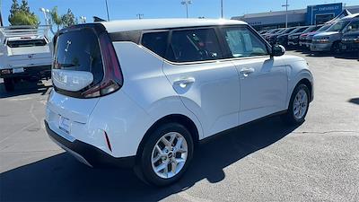 2024 Kia Soul FWD SUV for sale #T26011A - photo 2