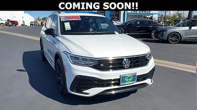 Used 2024 Volkswagen Tiguan - photo 1