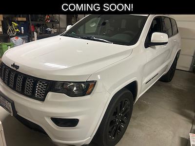 Used 2021 Jeep Grand Cherokee - photo 1
