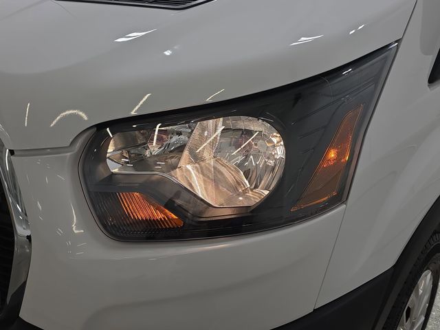 Used 2023 Ford Transit 250 - photo 31