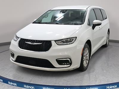 Used 2023 Chrysler Pacifica - photo 1